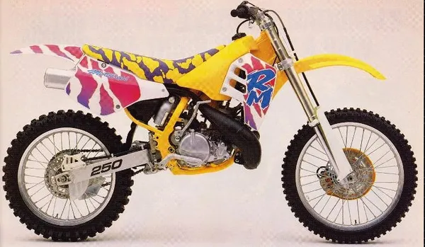 Copertina sella Team Suzuki-08213290