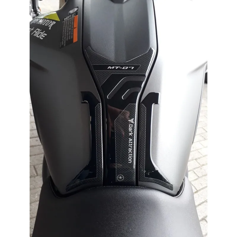 ADESIVO 3D PROTEZIONE SERBATOIO YAMAHA MT-07 2018-2020