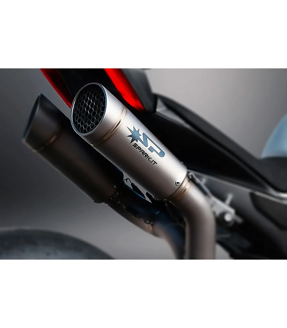 KIT SCARICO COMPLETO CON COLLETTORE IN TITANIO E DOPPIO SILENZIATORE GRID-O SPARK DUCATI PANIGALE V4 2018-2023